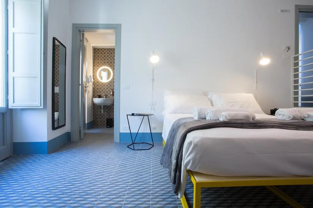 Intervallo Boutique Hotel Ragusa 3*,